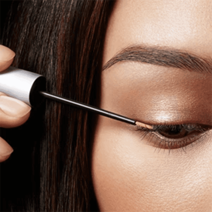 Revitalash Cosmetics سيروم تطويل الرموش ريفيتالاش من ريفيتالاش كوزماتيكس 2.0 مل - 3