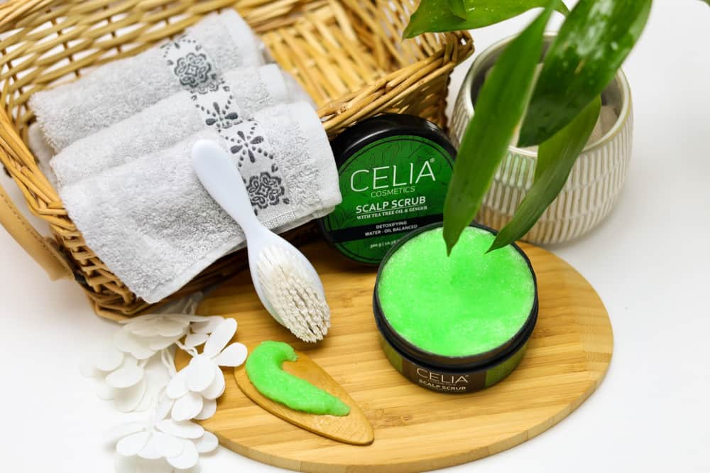 Celia مقشر لفروة الرأس بزيت شجرة الشاي والزنجبيل من سيليا 300 جرام - 2