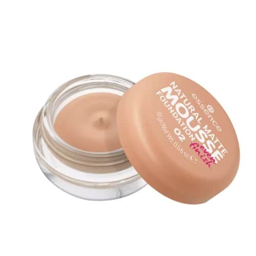 Essence كريم أساس موس مطفي طبيعي من إيسنس رقم 02