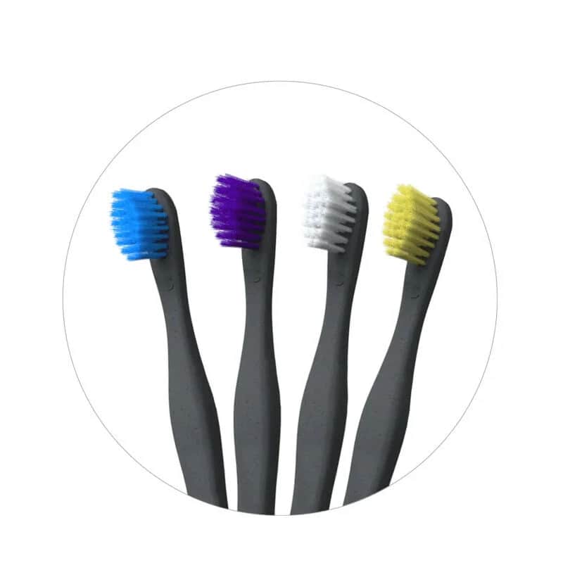 Humble Brush فرشاة أسنان الأطفال فائقة النعومة من ذا هامبل كو.