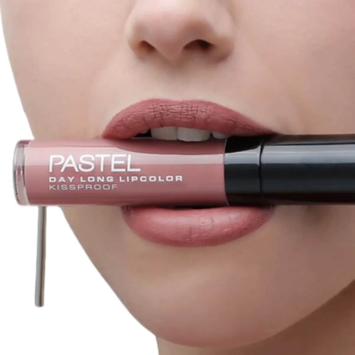 Pastel أحمر شفاه باستيل داي لونج ليب كولور كيس بروف رقم 31