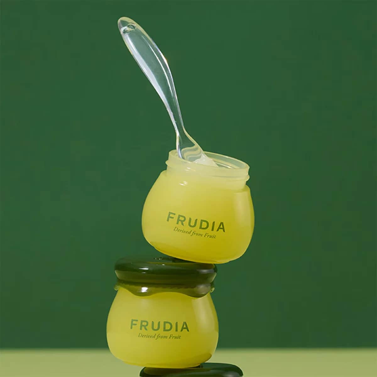 Frudia Avocado Cica Lippenbalsam - Feuchtigkeitsspendend &amp; Reparierend 10ml