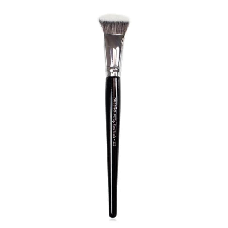 Nascita Pro Plus No 285 3D Foundation Pinsel für makellose Haut