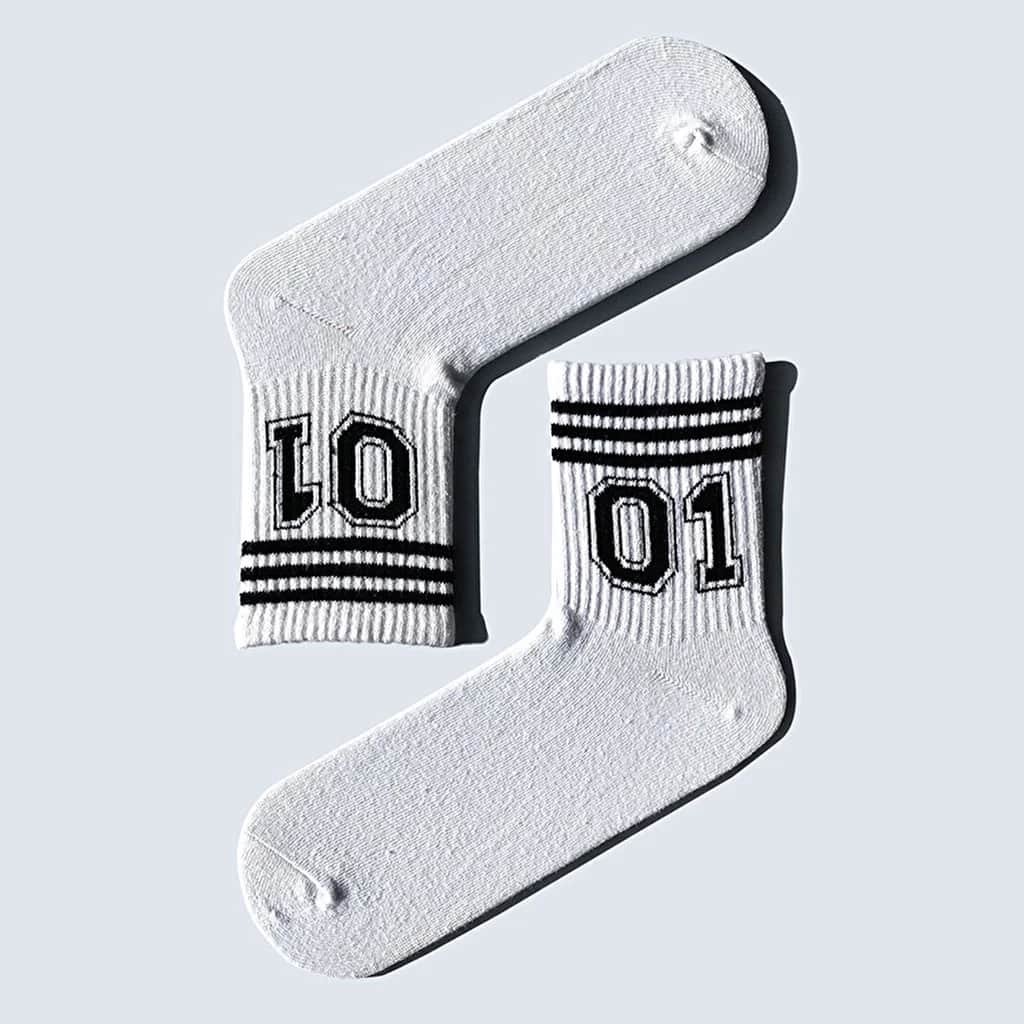 Carnaval 7-teiliges Slogan Baumwollsocken-Set für einen lustigen Stil