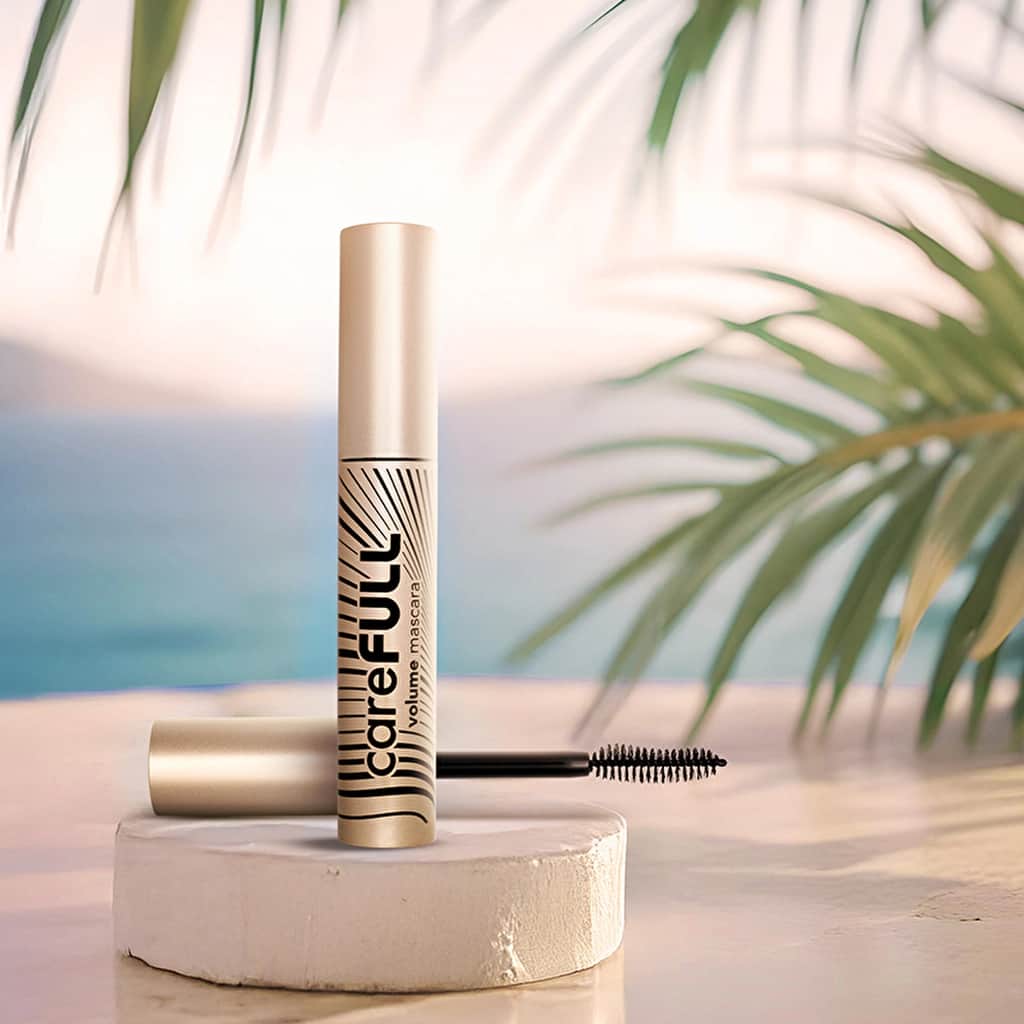 Flormar Carefull Volume Eyelash Strengthening Plumping Mascara 000 black - 4