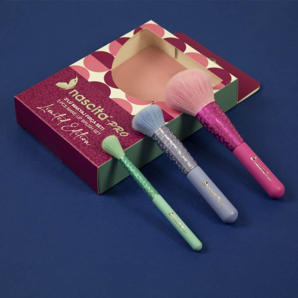 Nascita Colorful 3-pcs Makeup Brush Set - 5