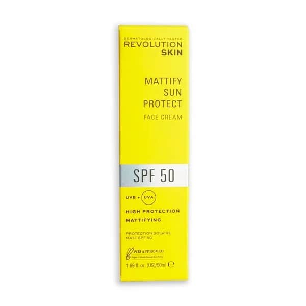 Солнцезащитный крем Revolution Skincare Матирующий SPF 50 50 мл