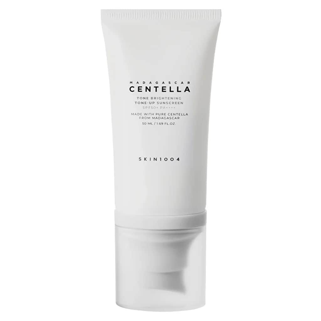 Солнцезащитный крем Skin1004 Мадагаскар Центелла с выравниванием тона SPF 50+ PA++++ 50 мл