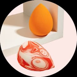 Makeup Sponges and Beauty Blenders