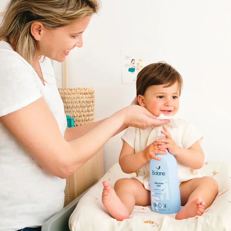 ماء تنظيف 750 مل من بيولان Biolane