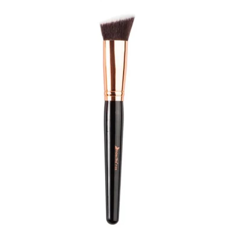 Nascita Winkelform Kabuki Foundation Pinsel 0135 - Makelloses Finish