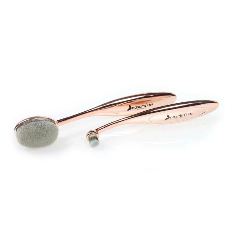 Nascita Bronzy Glow Oval Pinsel Set - 2-teiliges Makeup-Tool
