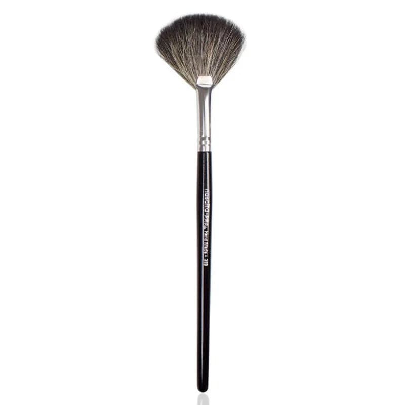 Nascita Pro Plus Illuminating Brush