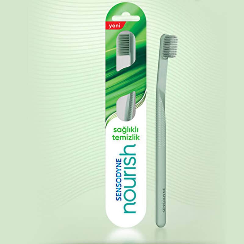 Sensodyne فرشاة أسنان سنسوداين نوريش لتنظيف فعال وناعم - 2
