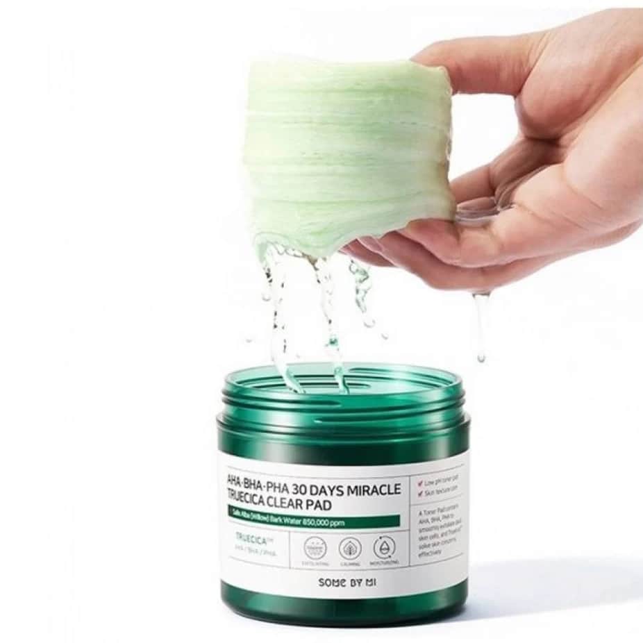 Soothing Cotton Pads with Alpha, Beta, and Poly Hydroxy Acids for Skin Cleansing by Some By Mi 125ml - 1