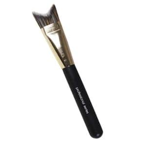 Nascita Triangular Angled Foundation Brush 0117 - 1