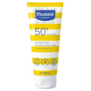 نقدم لكم موستيلا لوشن واقي للشمس بعامل حماية SPF 50 100 مل | Mustela، الحماية القصوى من أشعة الشمس لبشرتك.