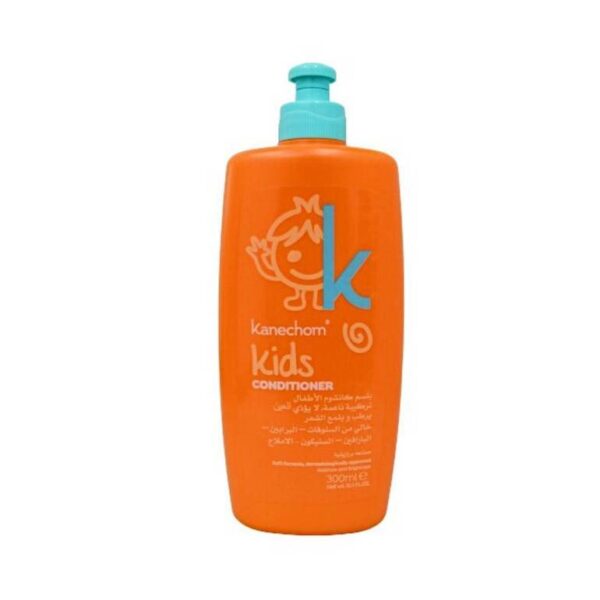 Introducing the Kanechom Kids Conditioner 300 ml, a gentle and nourishing solution for your baby's delicate hair.