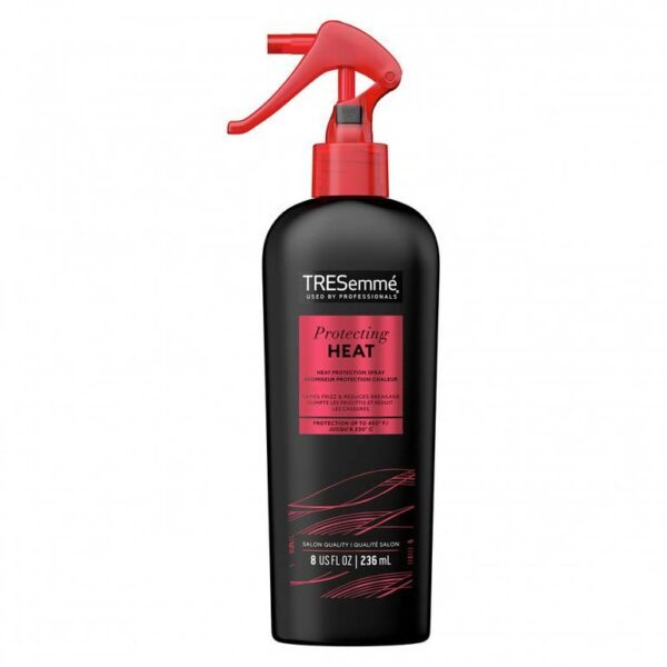 Introducing the TRESemme Keratin Smooth Weightless Non Alourdissant 236 ml, the ultimate solution to protect your hair from heat damage.