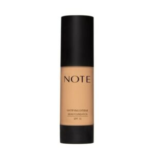 Introducing the Note Mattifying Extreme Wear Foundation SPF 15 03 Medium Beige, a long-lasting foundation that provides a matte finish, perfect for all-day wear.