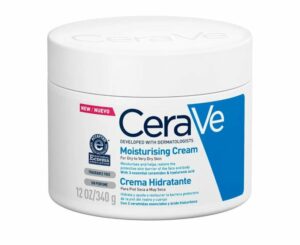 نقدم لكم كريم مرطب سيريف 340 جرام | CeraVe الحل الأمثل لترطيب وحماية البشرة طوال اليوم. تم تصميم هذا الكريم بعناية لتوفير رطوبة طويلة الأمد مما يترك بشرتك ناعمة ومغذية.