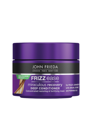 نقدم لكم بلسم جون فريدا فريز إيز ميراكولوس ريكوفري 250 مل | John Frieda، وهو حل مغذي للشعر المعرض للتجعد. تم تصميم هذا البلسم لترطيب وتنشيط الشعر، مما يجعله ناعمًا وحريريًا وسهل التصفيف.