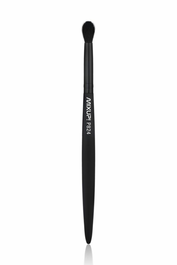 Introducing the Mixup Professional Midi Blending Makeup Brush P824, the ultimate tool for flawless makeup application.